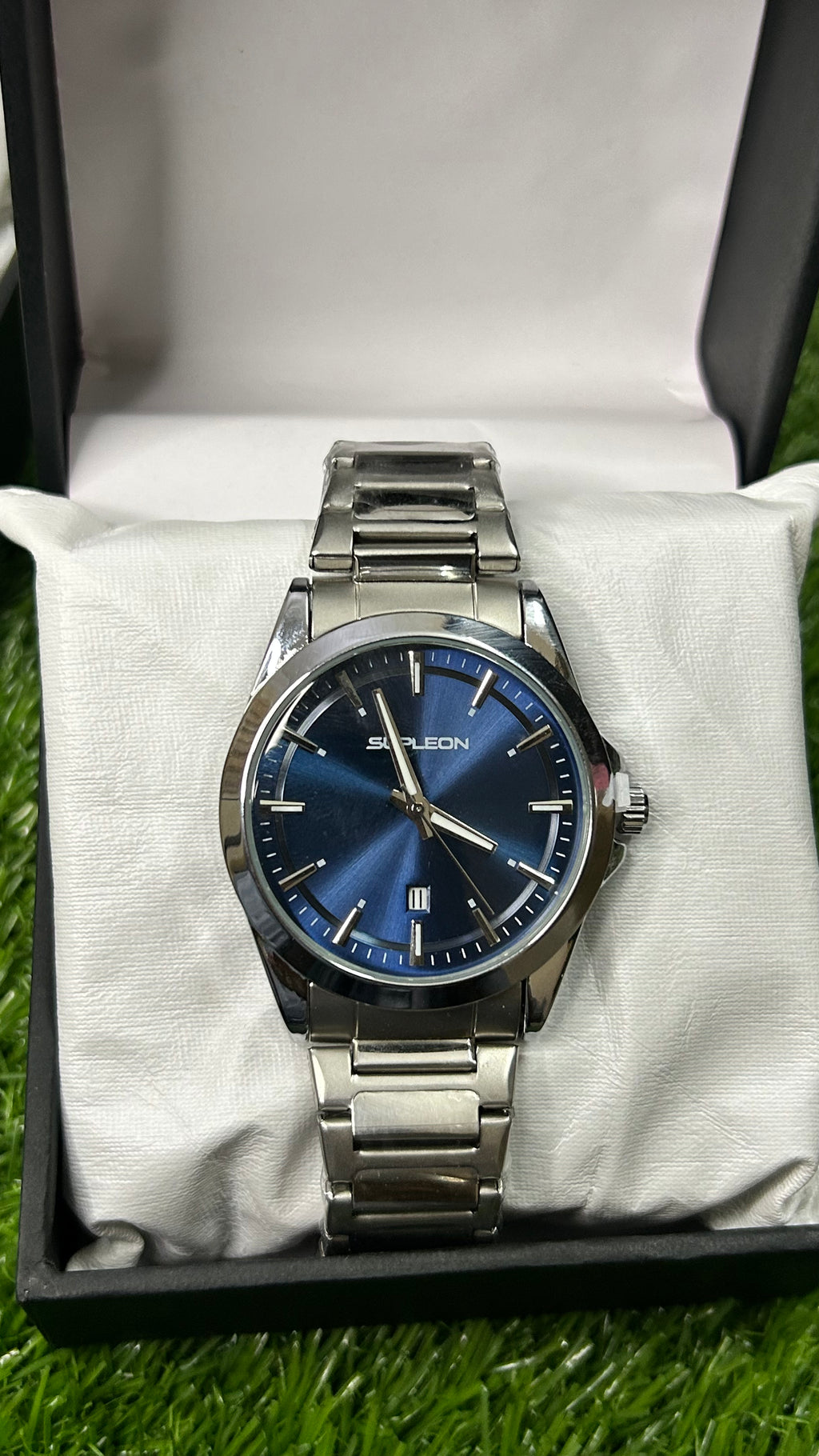 Men’s Automatic Stainless Steel Watch – Date Display, Green Dial & Exhibition Case Back